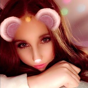 Meet your Posher, Elena